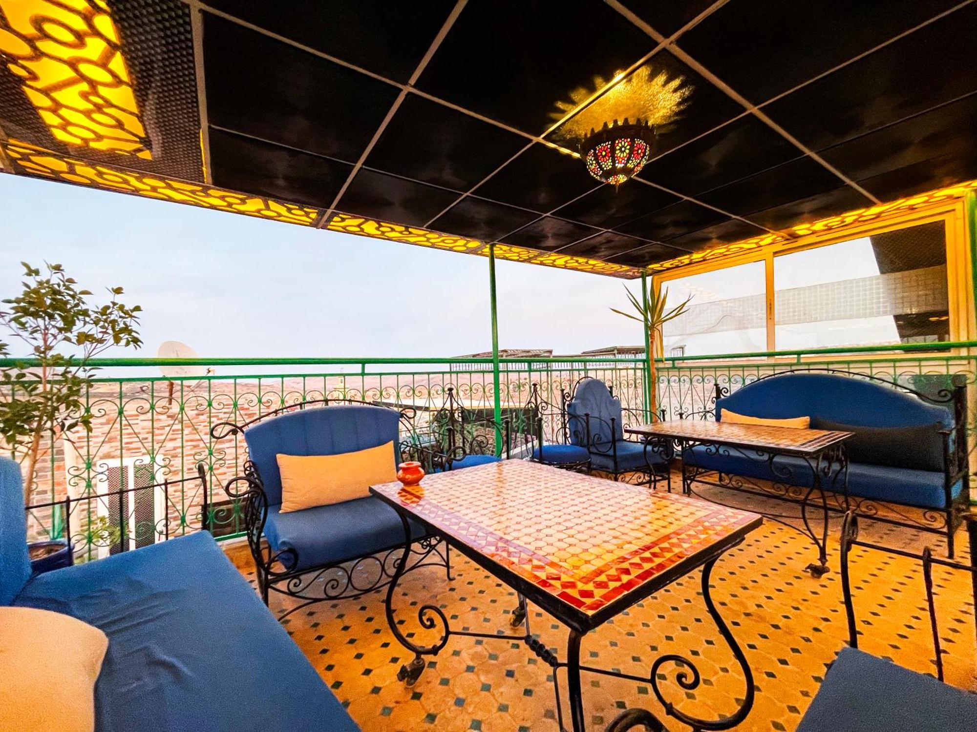Riad Dar El Ouedghiri เฟส ภายนอก รูปภาพ