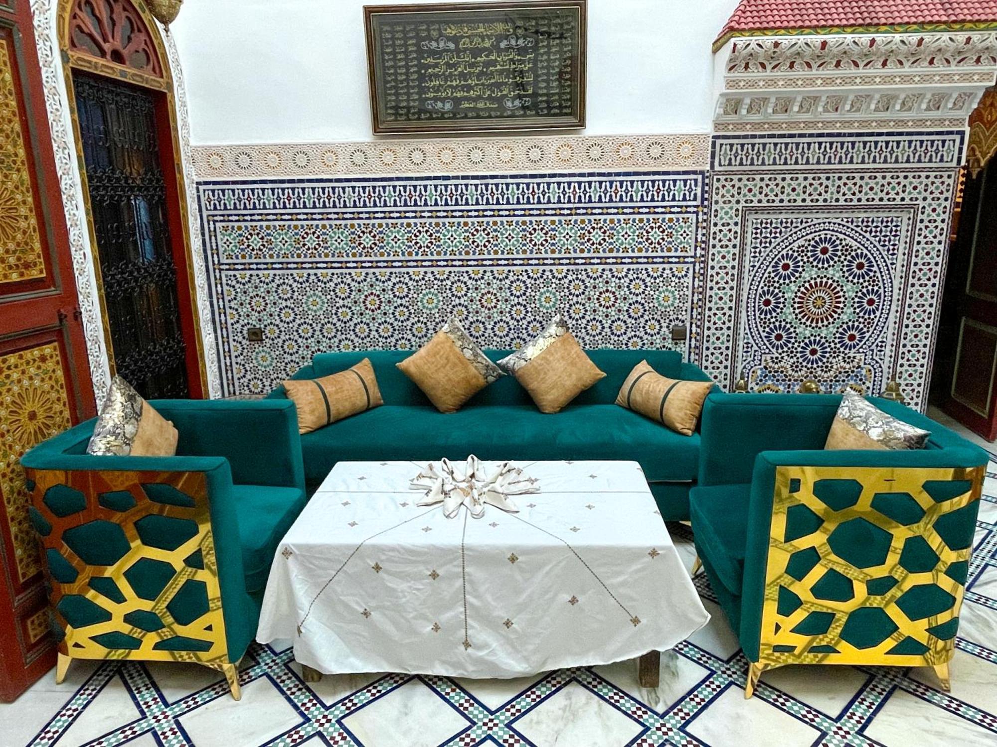 Riad Dar El Ouedghiri เฟส ภายนอก รูปภาพ